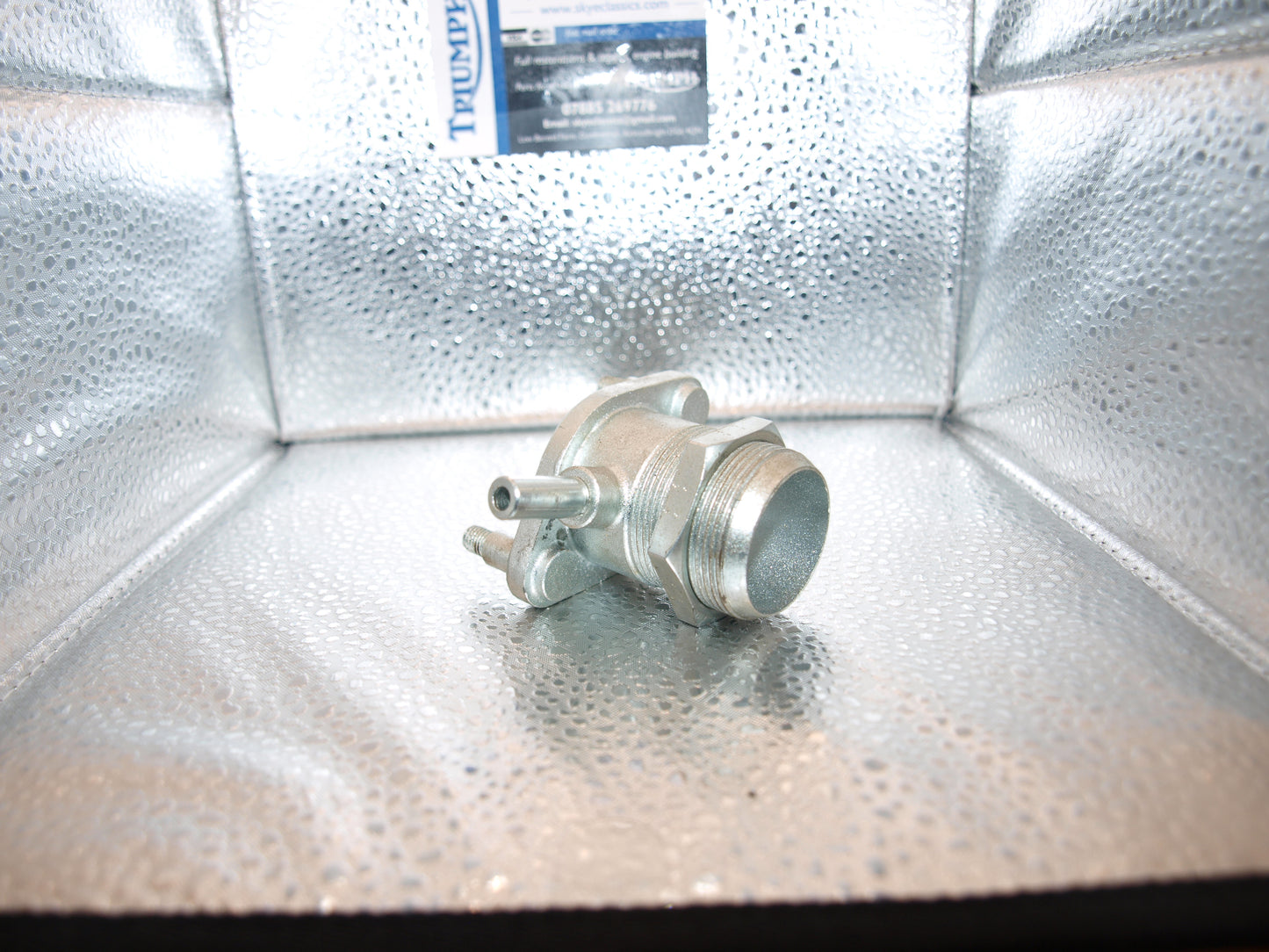 70-9551 left hand inlet manifold